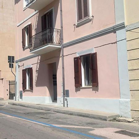 International House Olbia Hotel Eksteriør billede