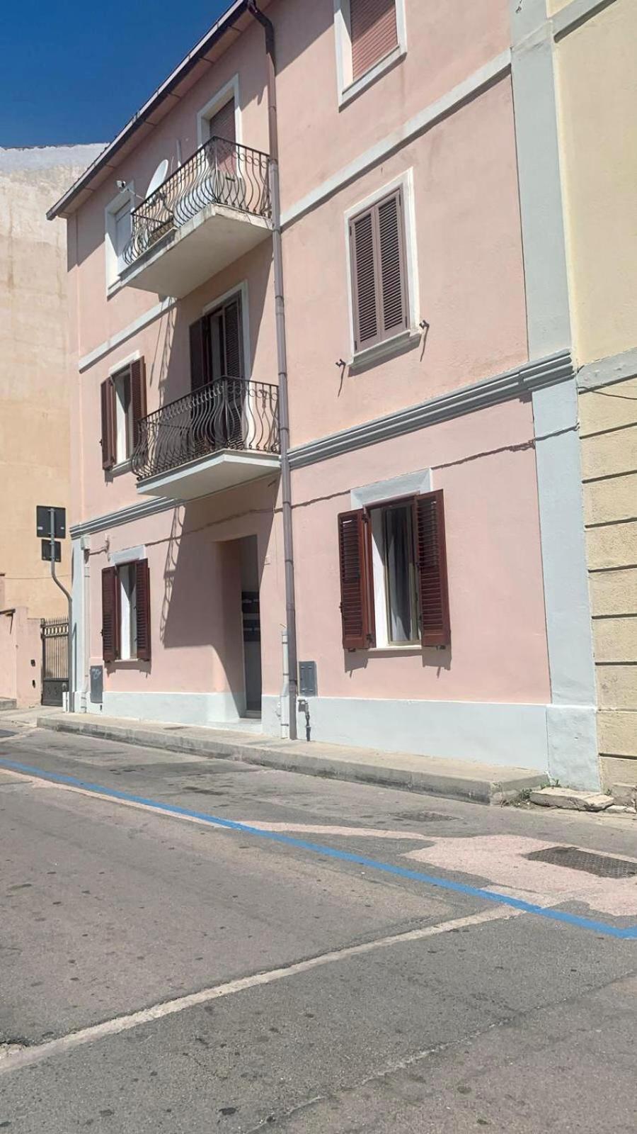 International House Olbia Hotel Eksteriør billede